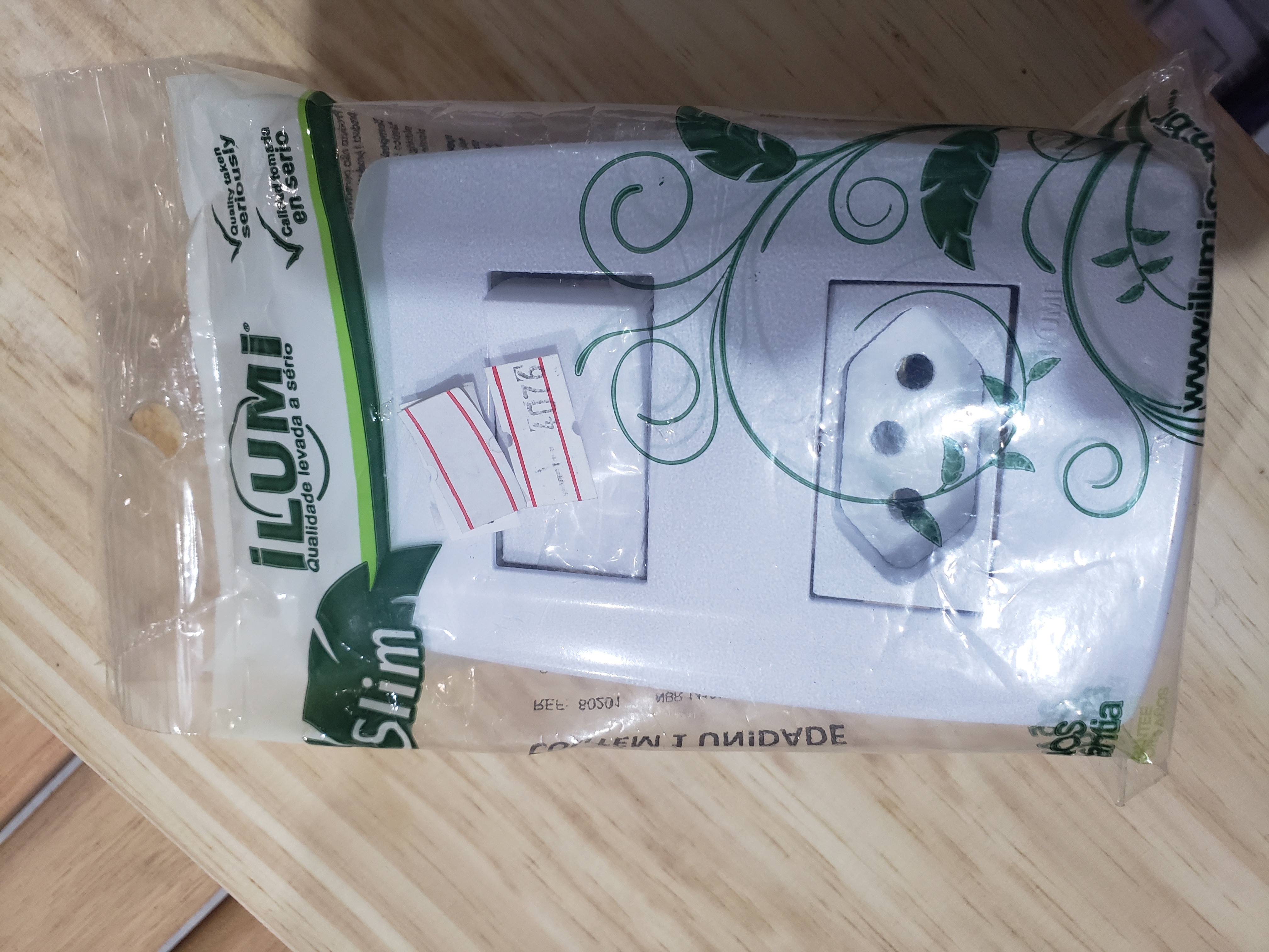 Interruptor Com Tomada Embutir